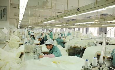 臨安80后姑娘榮膺“全國(guó)紡織工業(yè)勞動(dòng)模范” 市場(chǎng)調(diào)研成就非凡